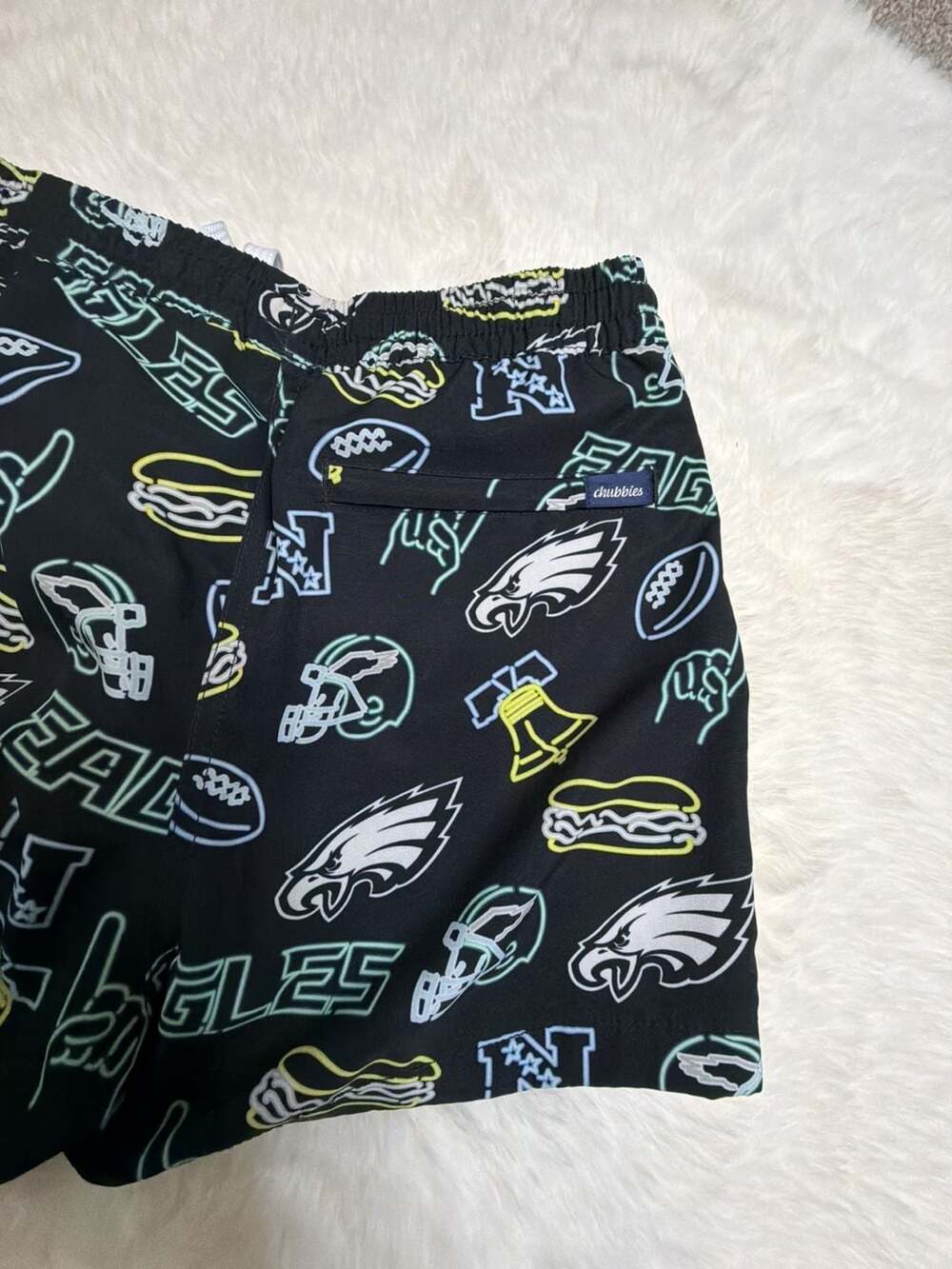 chubbies - Picture 6 of 7